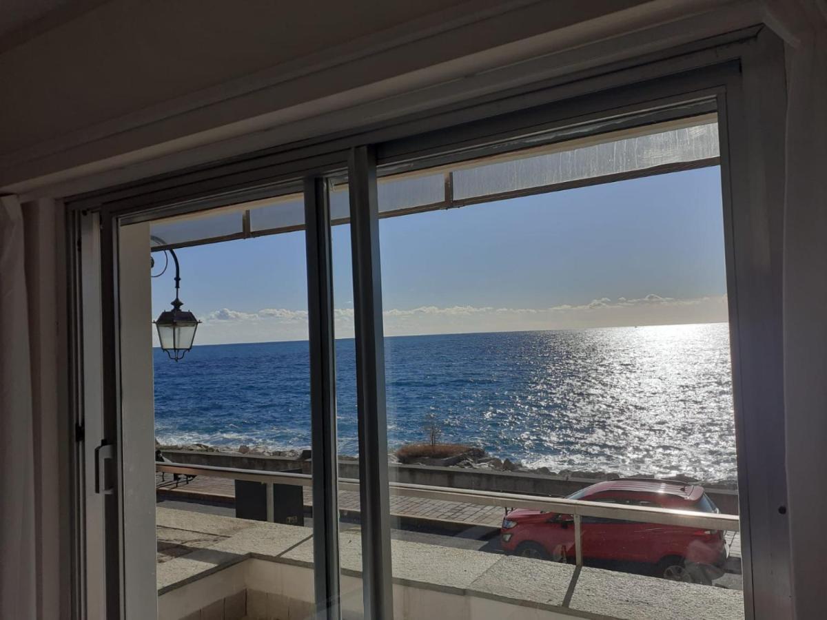 Cadorna Fronte Mare Apartment Аласио Екстериор снимка