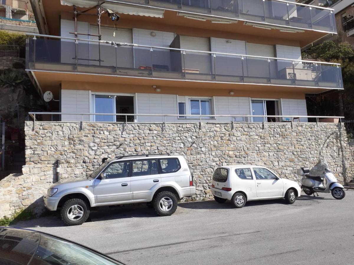 Cadorna Fronte Mare Apartment Аласио Екстериор снимка